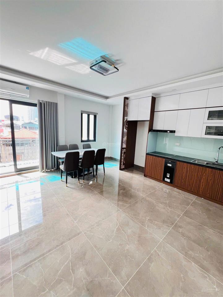 Gấp! mặt ngõ cầu giấy, 2 thoáng, thang máy, thông sàn, ô tô vf3 qua, sổ cc, tặng nt, kd, 38m2*7t