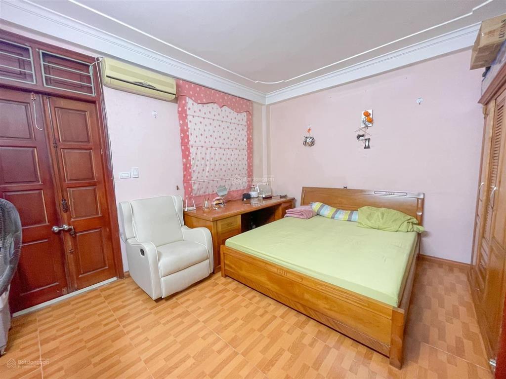 Nhà dương quảng hàm, lô góc, ngõ ô tô thông, 35m ra mặt phố, dân xây, ở luôn, hơn 8 tỷ, kd online