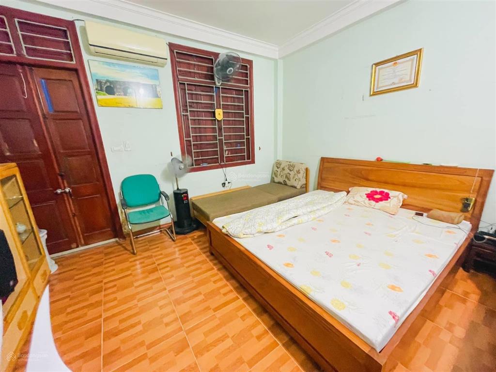 Nhà dương quảng hàm, lô góc, ngõ ô tô thông, 35m ra mặt phố, dân xây, ở luôn, hơn 8 tỷ, kd online