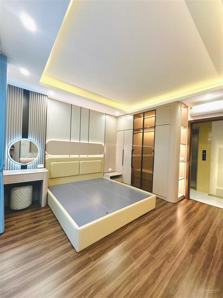 Nhà trung kính, trần duy hưng, ngõ thông, 10m ra ô tô, ko qh, 3 thoáng, thang máy, tặng nt, 52m2*6t