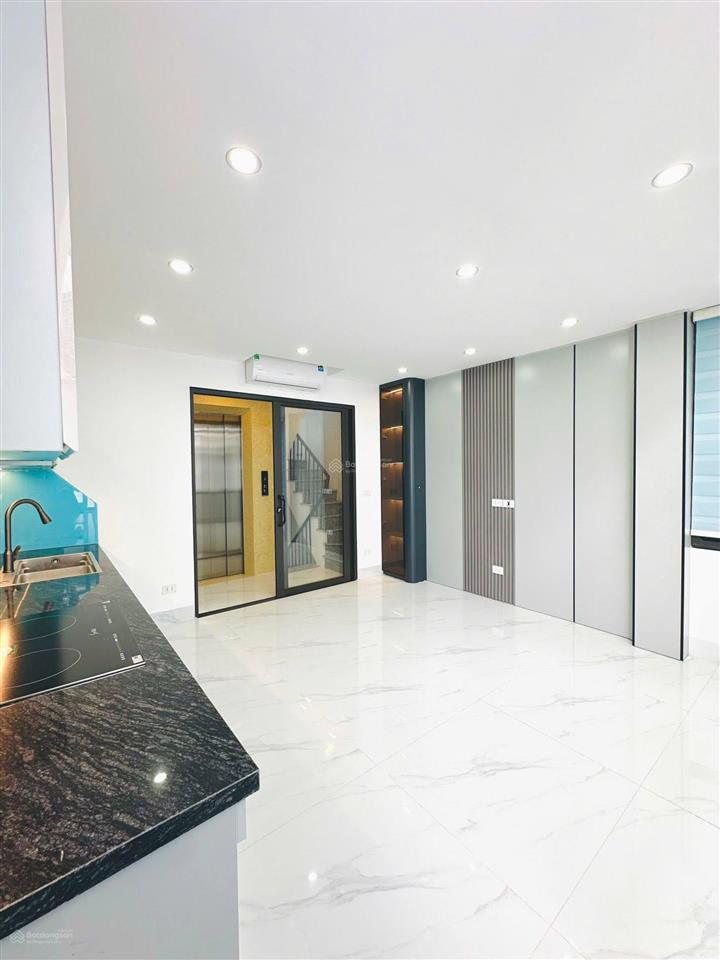 Nhà trung kính, trần duy hưng, ngõ thông, 10m ra ô tô, ko qh, 3 thoáng, thang máy, tặng nt, 52m2*6t