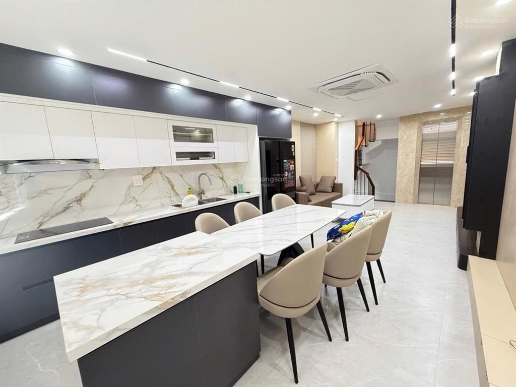 Nhà nguyễn khang, cầu giấy, thoáng trước sau, ngõ ôtô kinh doanh, thang máy, full đồ, 41m, hơn 8ty