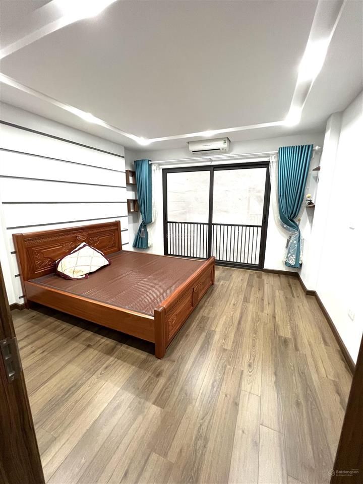 Nhà trung kính, ngõ thông ô tô 35m, full đồ ở luôn, thoáng sáng, không quy hoạch, 38m2, hơn 7 tỷ