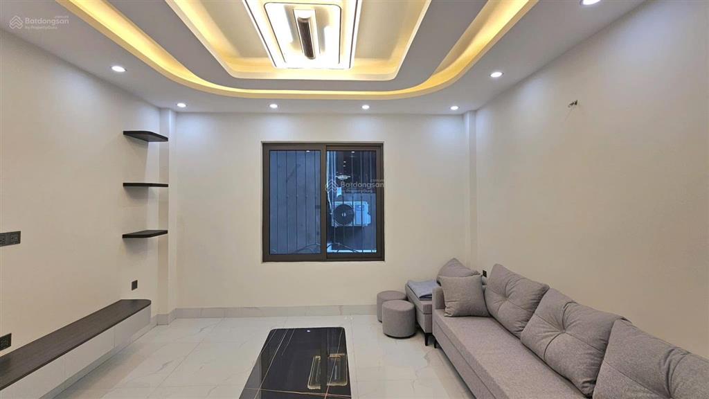 Pháo đài láng, thang máy, ngõ thông, tặng nt, tương lai ra phố sát ô tô, view thoáng, sổ cc, 39m2