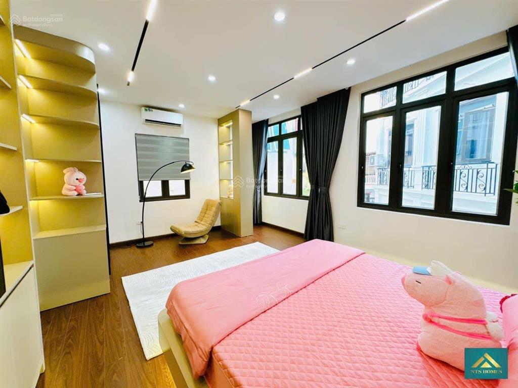 Trần duy hưng, gần vành đai 2.5, thoáng trước sau, ô tô 35m, thang máy, đủ đồ, ngõ thông 48m2