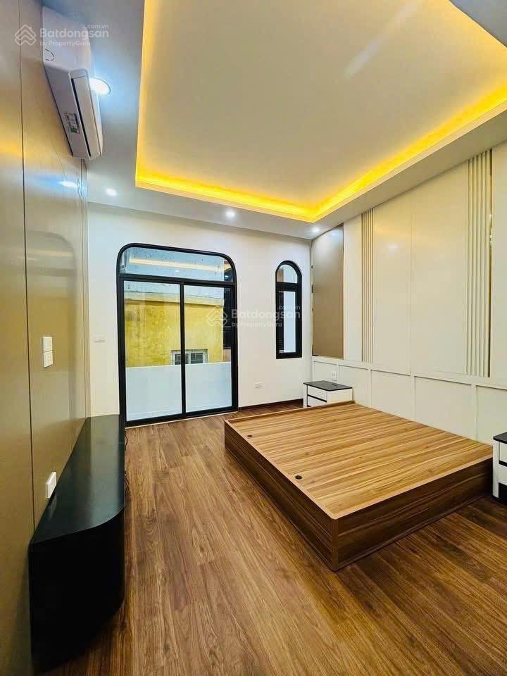 Tuyệt đỉnh, hồ tùng mậu, lô góc, sát phố, thang máy, đủ đồ, thông các ngả, ở luôn 43m2, hơn 9 tỷ