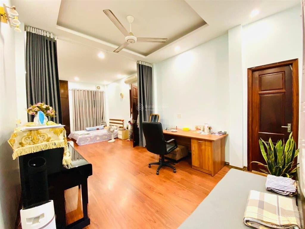Hạ sốc cần bán, trần duy hưng, thông trung kính, 10m ra ô tô, sát vđ 2.5, không quy hoạch, 2 thoáng