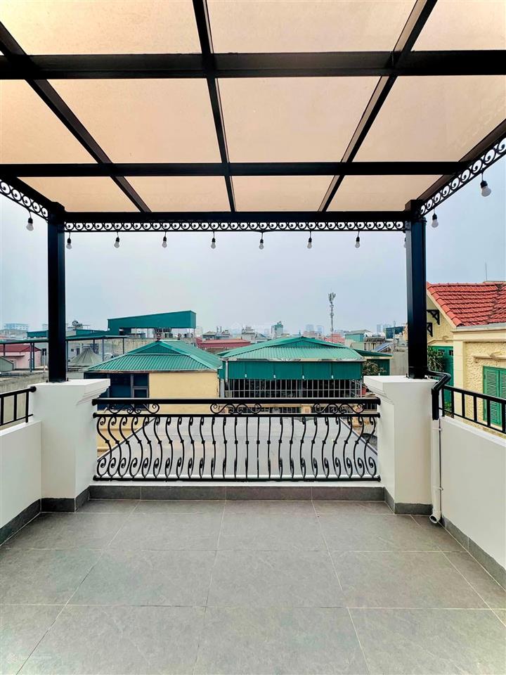 Khu vip nguyễn thị định, thang máy, 40m ra ô tô tránh, thông sàn, sổ đẹp, full nội thất, 48m2*6t