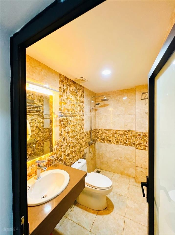 Nhà cầu giấy, ngõ thông, thoáng trước sau, gần phố, dân trí cao, ở cho thuê tốt, ô tô 35m, hơn 7 tỷ