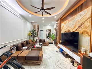 Mặt ngõ nguyễn chí thanh, ngõ thông kinh doanh, thang máy, ô tô qua nhà, móng 7t, dt ~22tr/th, 39m2