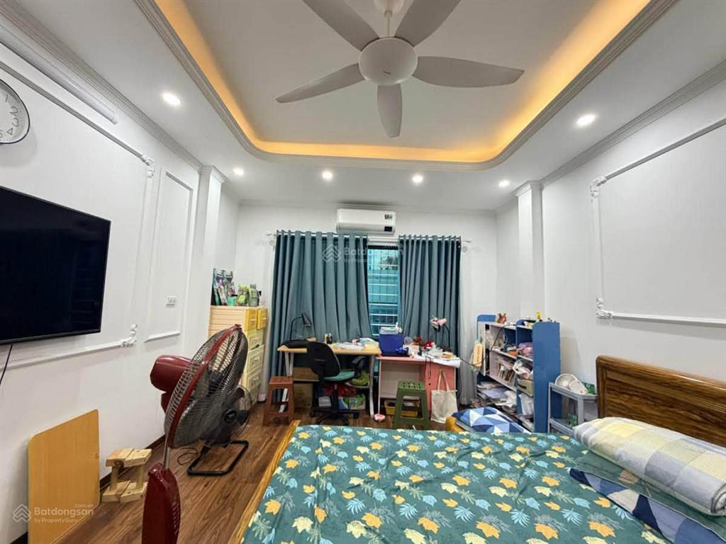 Mặt ngõ nguyễn chí thanh, ngõ thông kinh doanh, thang máy, ô tô qua nhà, móng 7t, dt ~22tr/th, 39m2