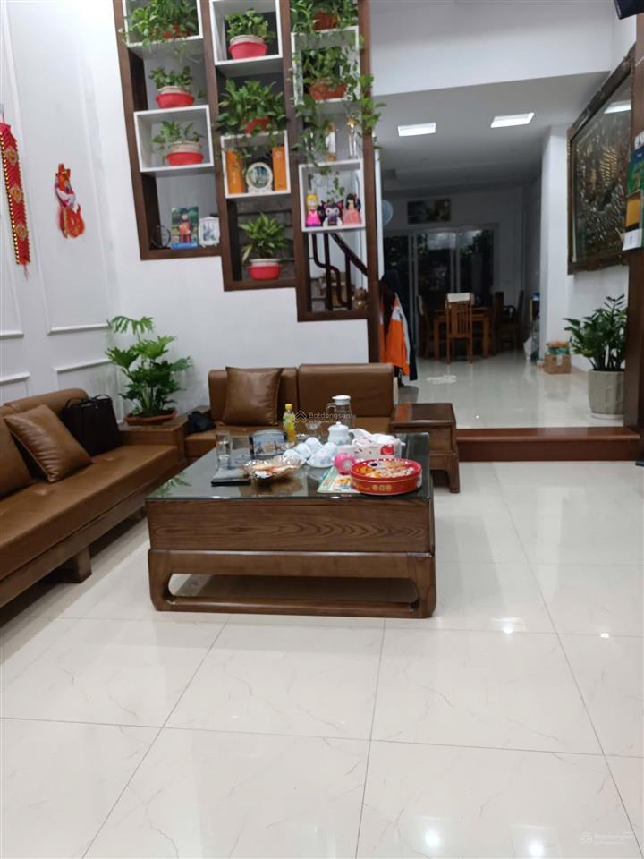 Bán nhanh nhà nguyễn khánh toàn, sổ đỏ, 51m2, hơn 8 tỷ, 2 thoáng, ô tô 15m, thông tứ tung, ở luôn