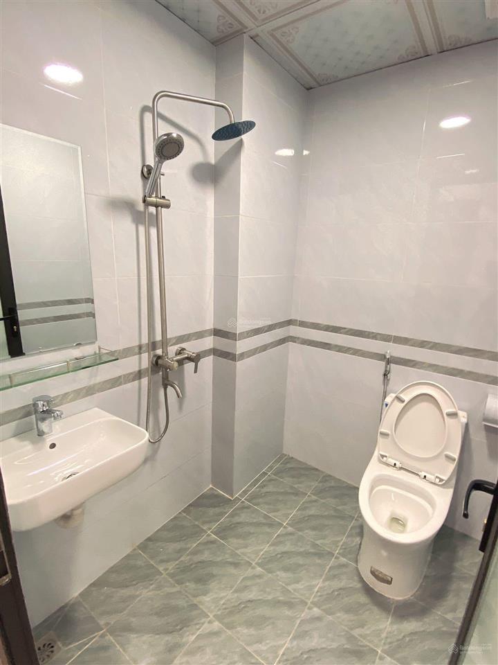 Sôc! nhà cầu giấy, nguyễn khang, dịch vọng, thoáng trước sau, gần phố, ngõ ba gác, ôtô 35m, hơn 7ty