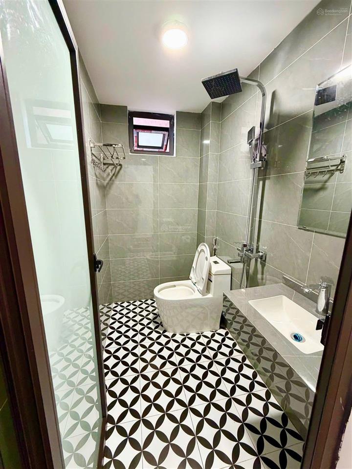 Nhà trần duy hưng, 3 thoáng, 25m ra ôtô, ngõ thông, không quy hoạch, sổ cc, ở, cho thuê tốt, 50m2