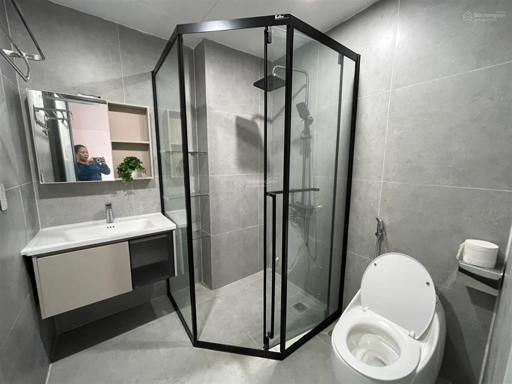 Bán nhà đội cấn, ô tô, thang máy, ngõ thông, thoáng trước sau, ở luôn, 43m2, 6t, hơn 8 tỷ