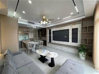 Bán nhà đội cấn, ô tô, thang máy, ngõ thông, thoáng trước sau, ở luôn, 43m2, 6t, hơn 8 tỷ