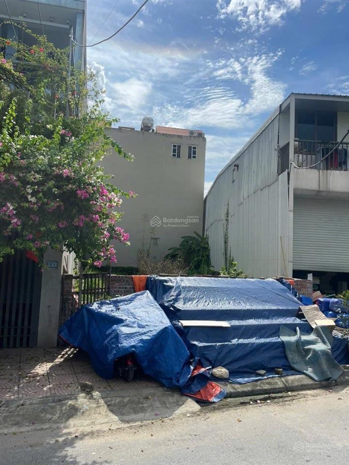 Cần bán 189m2 mt 6,55m nở hậu tại bìa thôn hội phụ, xã đông hội.  e doanh 0973 516 ***