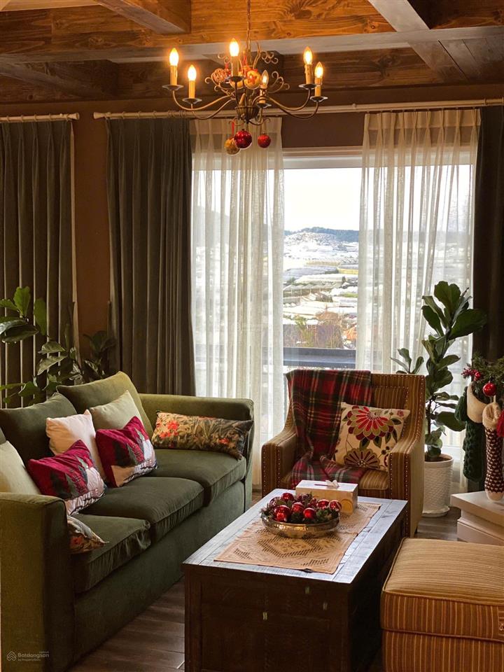 Biệt thự sang trọng, đầy đủ nội thất, view thung lũng đèn, cách chợ đl 5km