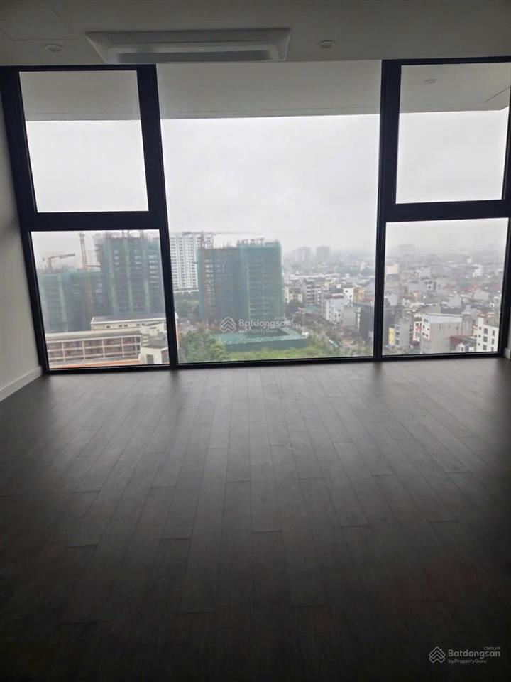 Bán gấp penthouse sunshine green iconic 250m2 4pn nổi bật long biên 0979 227 ***