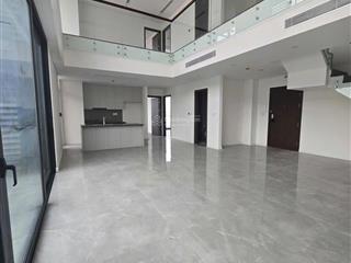 Bán gấp penthouse sunshine green iconic 250m2 4pn nổi bật long biên 0979 227 ***