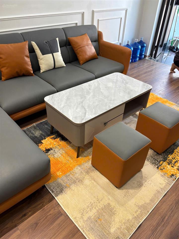 Cho thuê nguyên căn liền kề 75m² hoàn thiện 3 tầng giá 14 triệu, 4pn tại centa city hải phòng