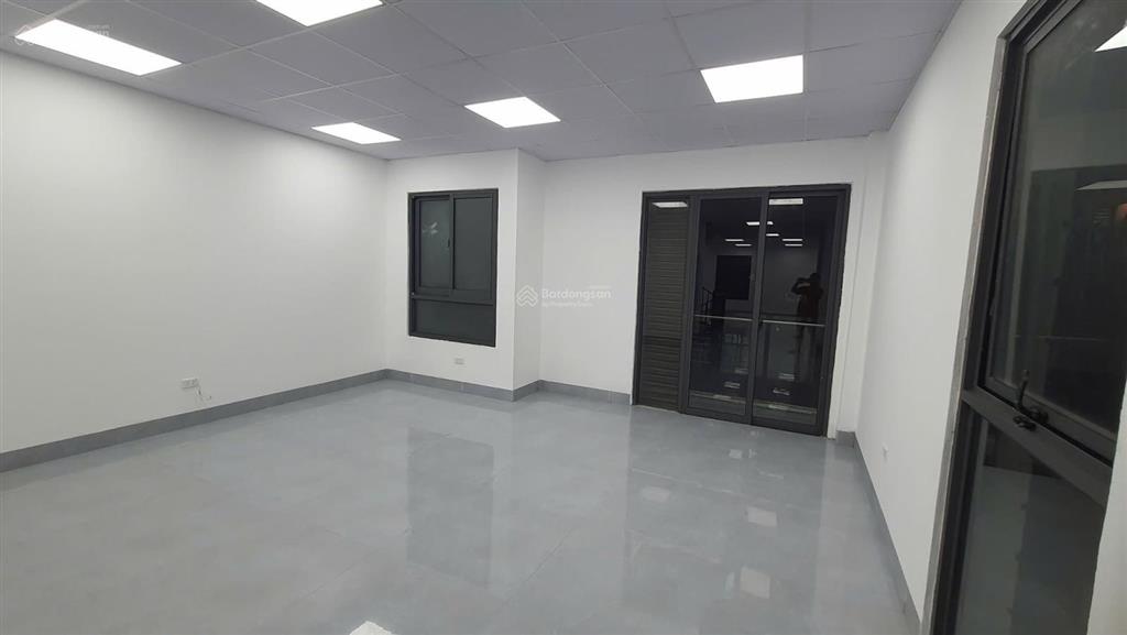 Cho thuê biệt thự 8pn, 4wc, 180m2 tại khu đô thị mới dương nội, 35 triệu vnd