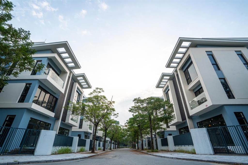 Cho thuê bt 180m2 tại khu đô thị mới dương nội, 30 triệu vnd