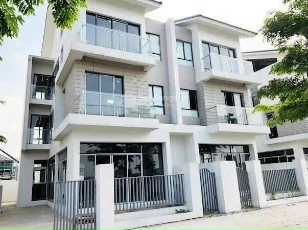 Bán biệt thự an vượng villa, giá chỉ 32 tỷ vnd, 190 m2, 8pn, 4wc giá hấp dẫn nhất thị trường