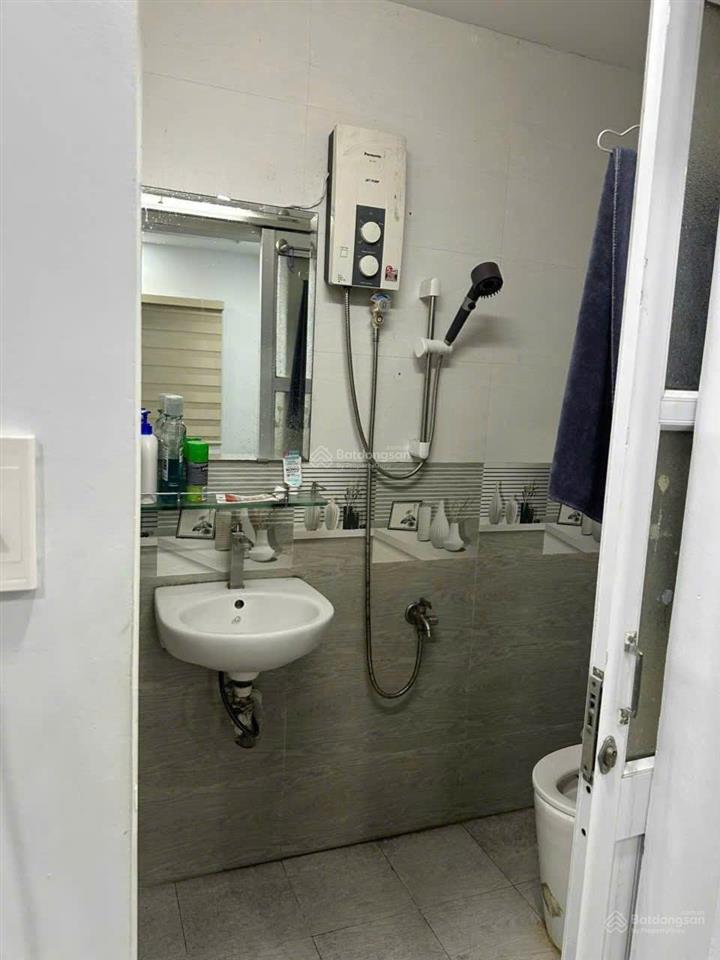 Bán cc sơn kỳ gần aeon tp 72m2 2pn 2wc sổ hồng giá 2 tỷ 950 triệu tl