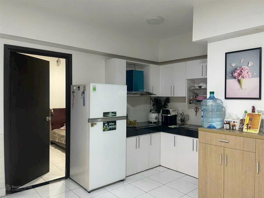 Rổ hàng căn hộ topaz celadon city tân phú, giá 3,1 tỷ, 55m2, 2pn, 1wc, bếp và logia