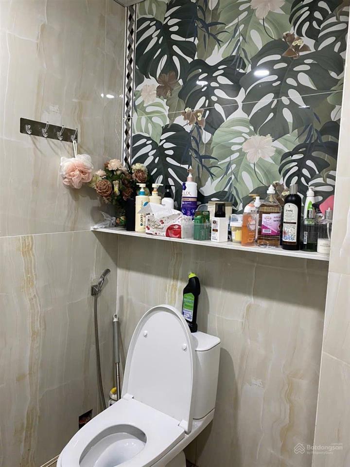 Bán gấp góc lầu 1 cc sơn kỳ dt 80m2, 3tỷ3 nhà đẹp lung linh