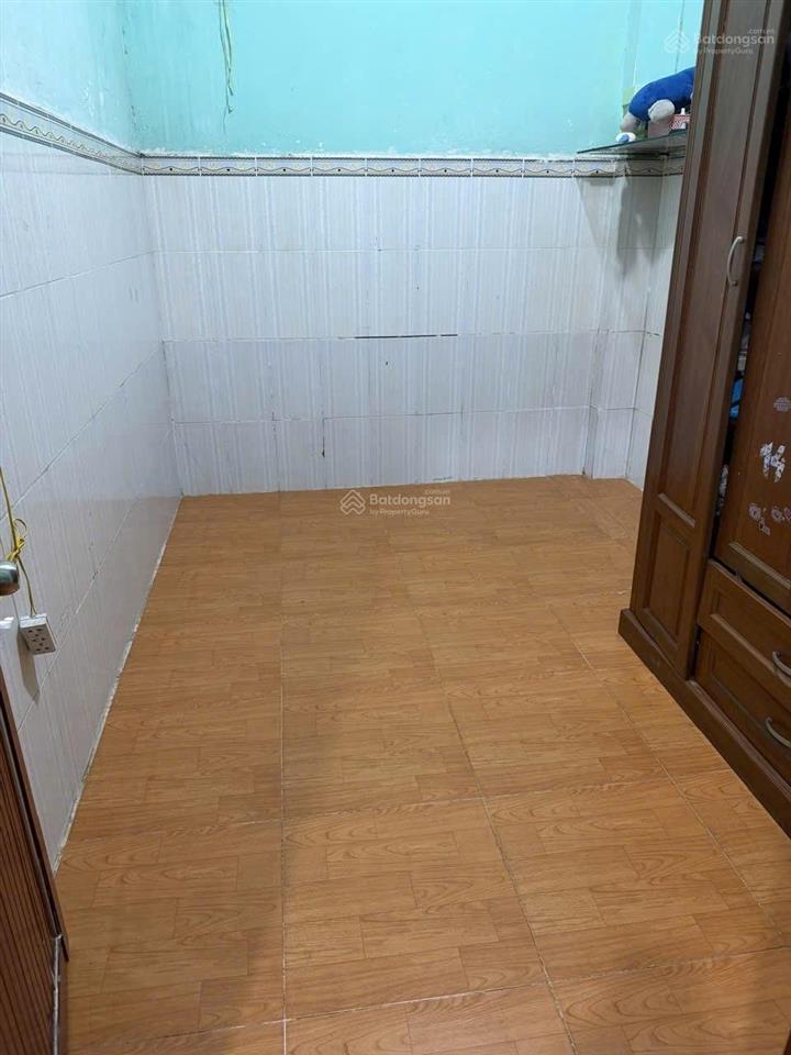 Nhà thuê hẻm kd ngay aeon tp 5x16 8tr nhà sạch sẽ