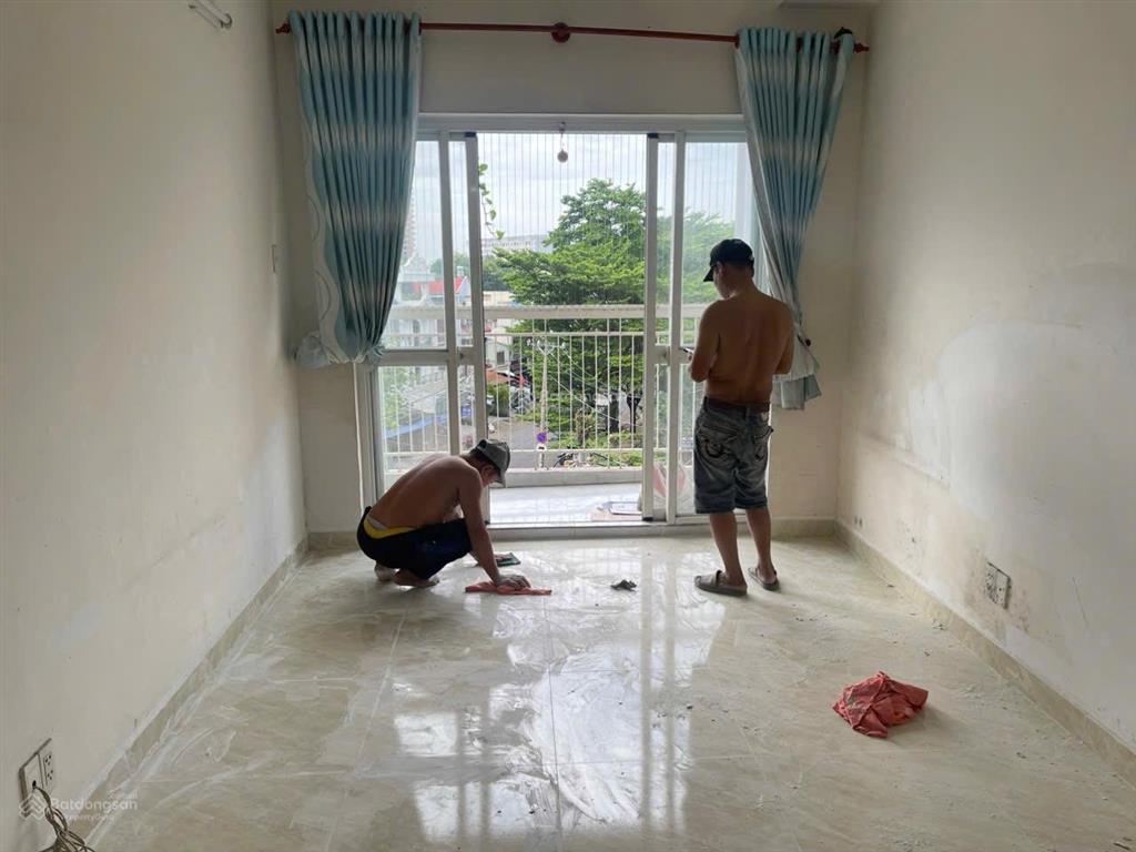 Cần bán gấp cc sơn kỳ 1, sát aeon tp 67m 3ty350 tl sổ lâu dài