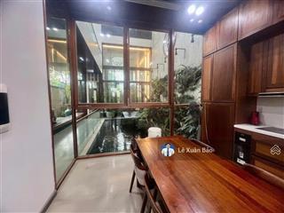 Siêu phẩm mp ngọc thụy  nhà vườn đẳng cấp 770m2 full thổ cư, bể cá koi, sân vườn mt 18m 94.9 tỷ