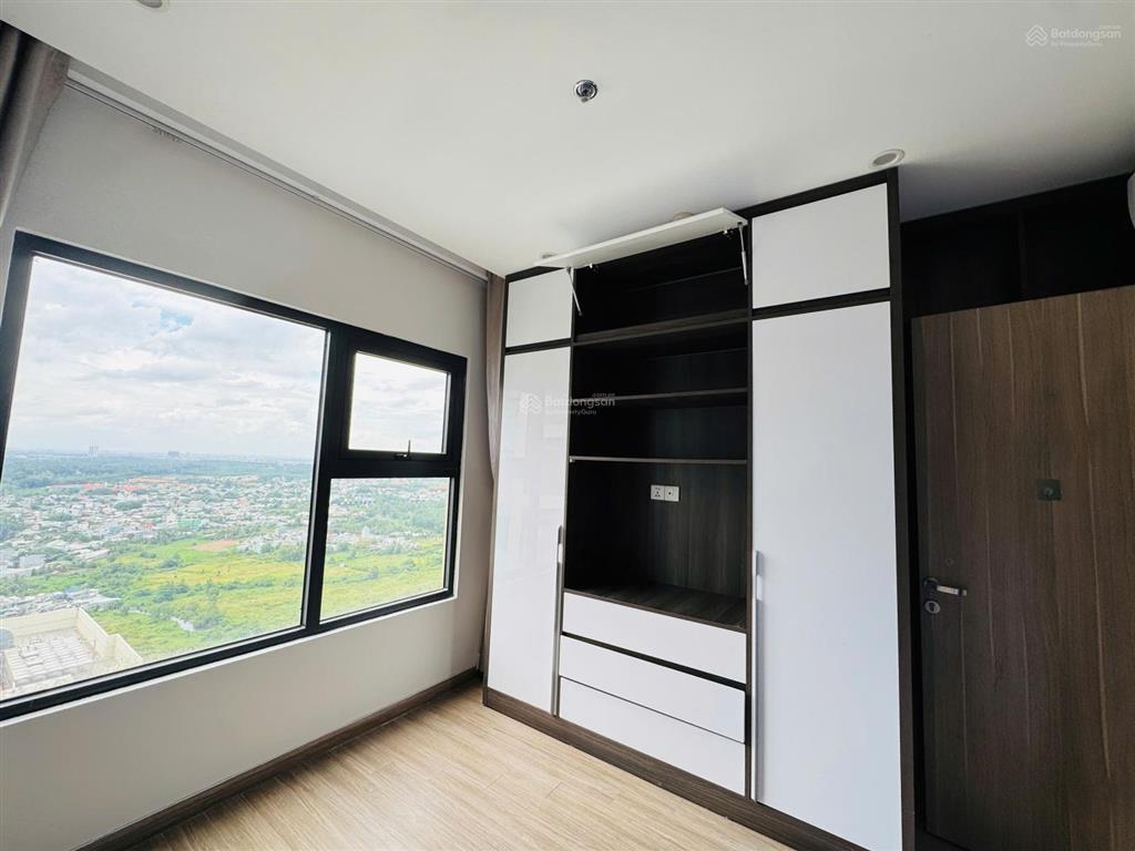 Bán căn 3pn tất cả view đều thấy sông, view thoáng, full nội thất cao cấp, sẵn sổ, rainbow vinhomes