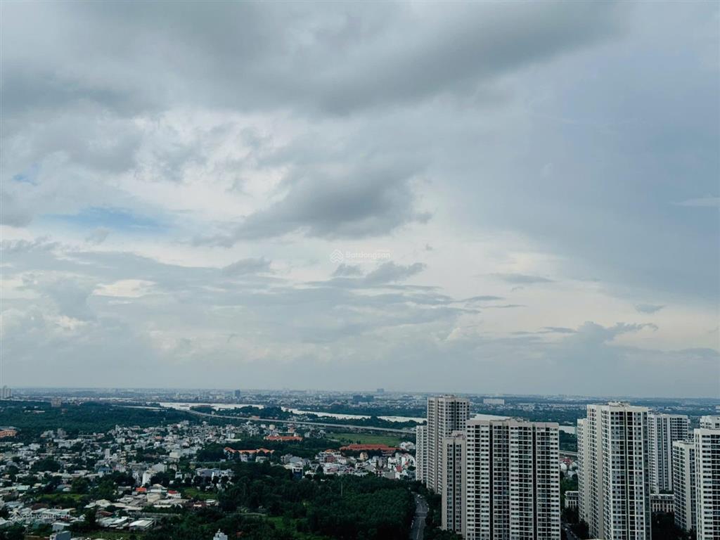 Bán căn 3pn tất cả view đều thấy sông, view thoáng, full nội thất cao cấp, sẵn sổ, rainbow vinhomes