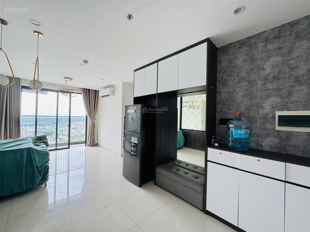 Bán căn 3pn tất cả view đều thấy sông, view thoáng, full nội thất cao cấp, sẵn sổ, rainbow vinhomes