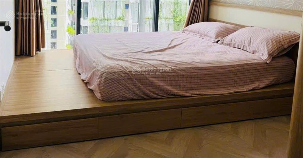 Rental of a fully furnished, highend 2bedroom apartment at lumiere boulevard with a gym vinhomes