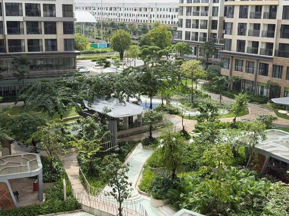 Rental of a fully furnished, highend 2bedroom apartment at lumiere boulevard with a gym vinhomes