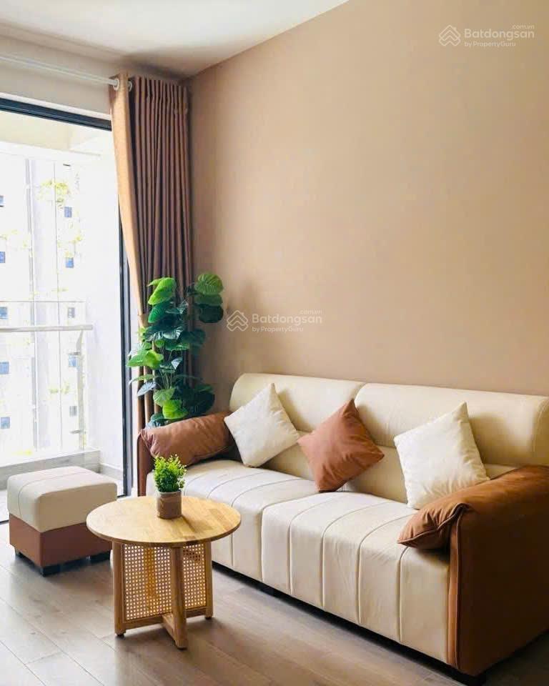 Rental of a fully furnished, highend 2bedroom apartment at lumiere boulevard with a gym vinhomes