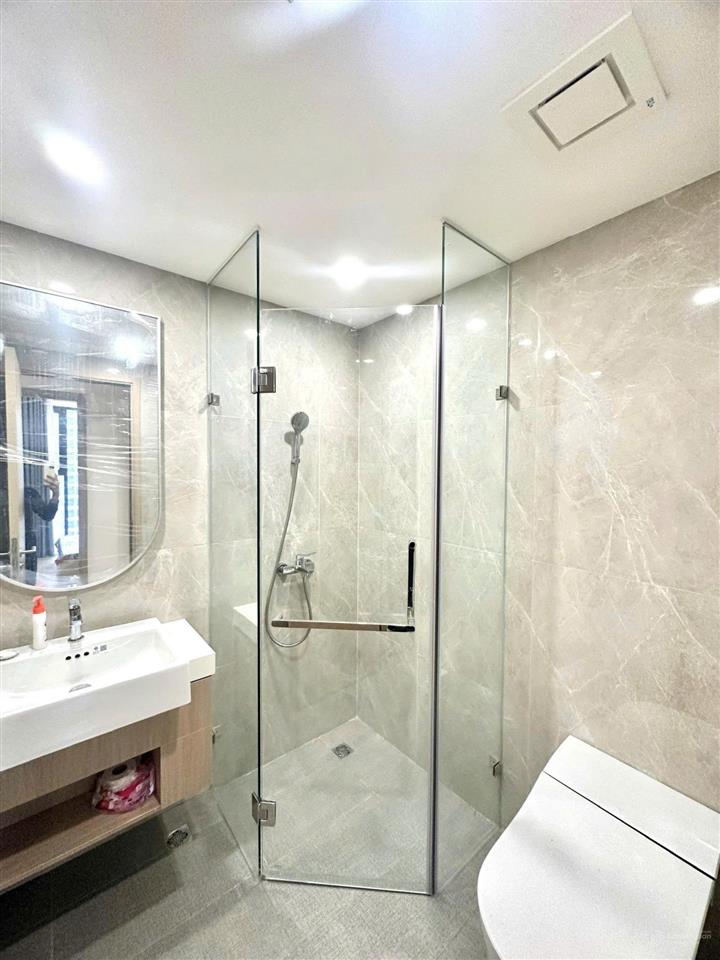 Cho thuê căn 1pn+ (2pn 1wc) masteri centre point giá tốt, free phí quản lý, có gym, kid zone