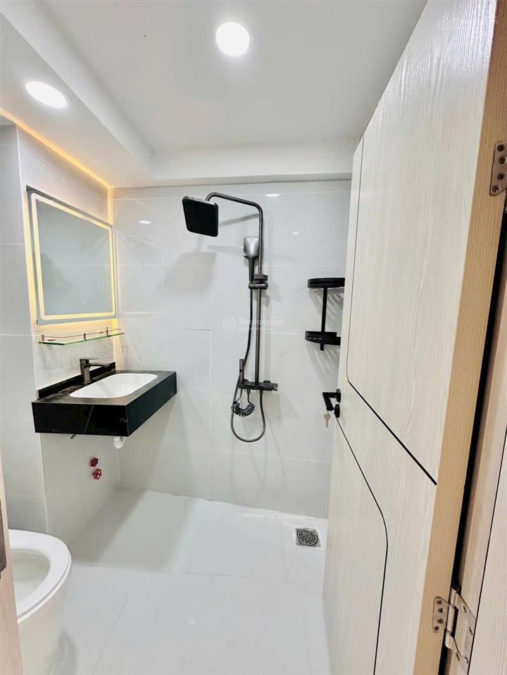 Nhà đẹp 4 tấm bán gấp siêu phẩm q4 kẹt tiền 3pn khu dân cư hẻm 3m sát mt giá 4 tỉ nhỉnh giáp q1