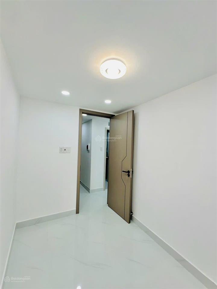 Nhà đẹp 4 tấm bán gấp siêu phẩm q4 kẹt tiền 3pn khu dân cư hẻm 3m sát mt giá 4 tỉ nhỉnh giáp q1