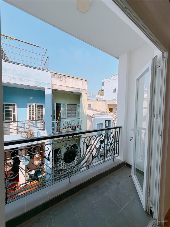 Chính chủ bán gấp nhà đẹp 4 tấm đúc mặt hẻm 4m kinh doanh đa nghề 4pn 3wc dt 3,5*15 giá 6tỉ 290 tl