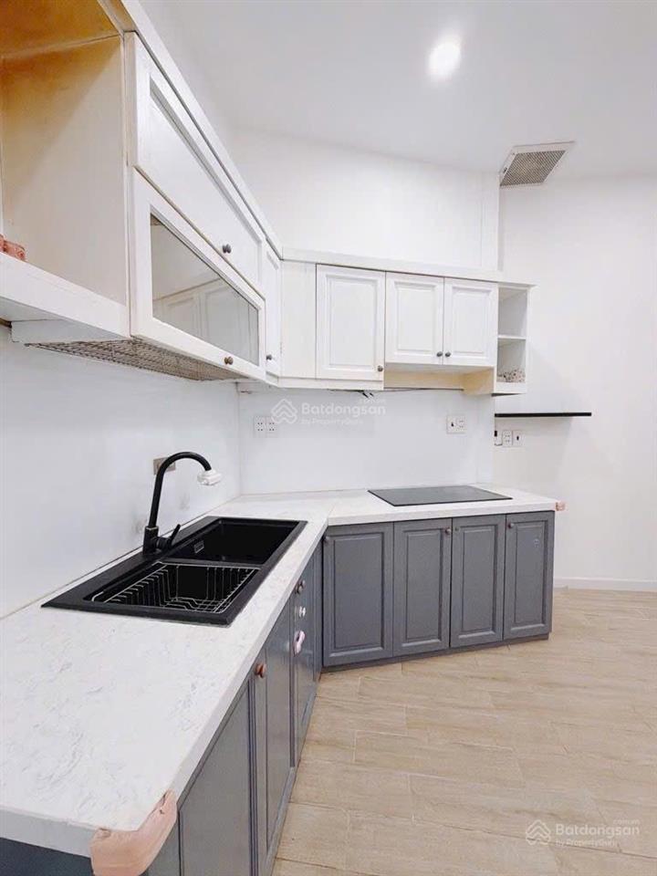 Chính chủ bán gấp nhà đẹp 4 tấm đúc mặt hẻm 4m kinh doanh đa nghề 4pn 3wc dt 3,5*15 giá 6tỉ 290 tl