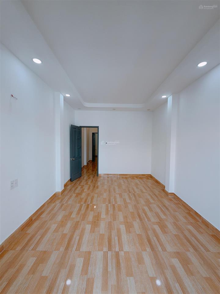 Chính chủ bán gấp nhà đẹp 4 tấm đúc mặt hẻm 4m kinh doanh đa nghề 4pn 3wc dt 3,5*15 giá 6tỉ 290 tl