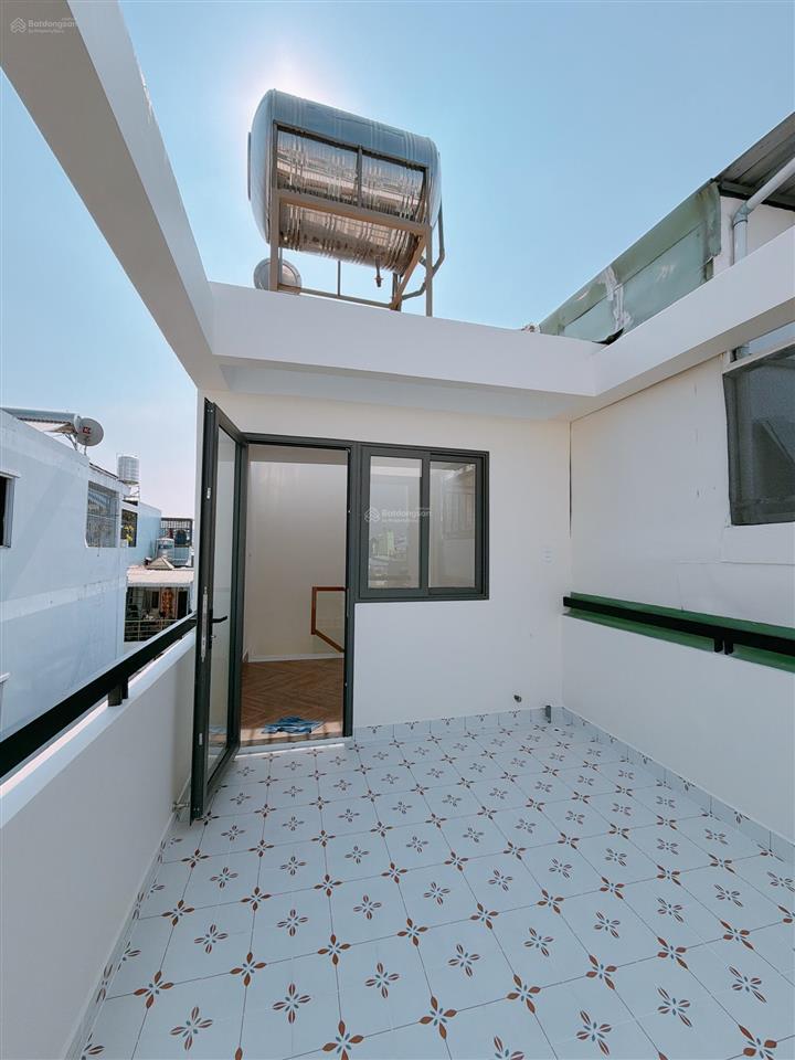 Bán nhà đẹp 5 tấm đúc btct khu 20 thước q4 giáp chợ bến thành q1 chỉ 1 giá 6 tỷ 2 tl hẻm 4m khu vip