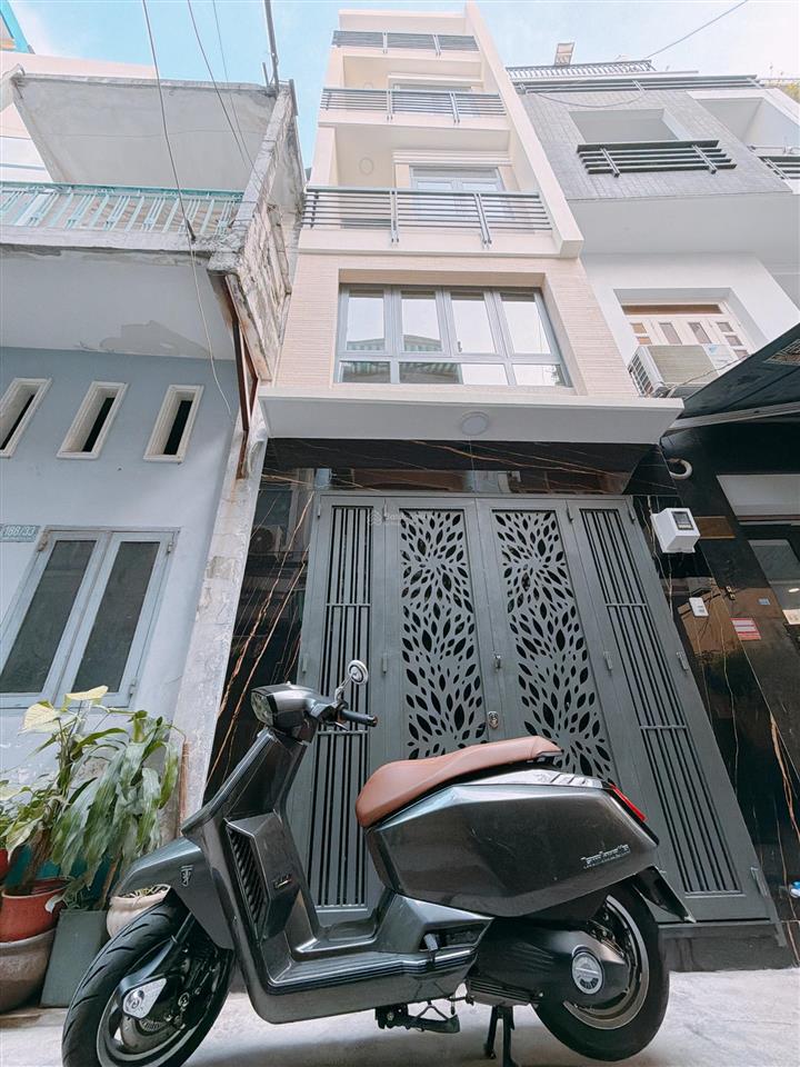 Bán nhà đẹp 5 tấm đúc btct khu 20 thước q4 giáp chợ bến thành q1 chỉ 1 giá 6 tỷ 2 tl hẻm 4m khu vip