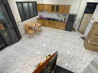 Bán nhà 5 tấm chdv tại q4 góc 2 mặt tiền hẻm 1/ gần mt cách 50m khu dân cư giá 6tỉ 390 tl giáp q1