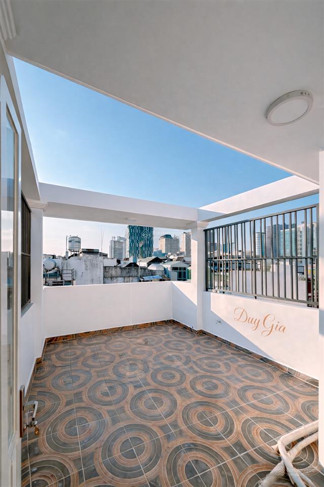 Bán nhà khu vip sát hoàng diệu mới xây đẹp 5 tấm 3pn giáp q1 chỉ 1 giá 6 tỉ 150 hẻm 4m vị trí 1/